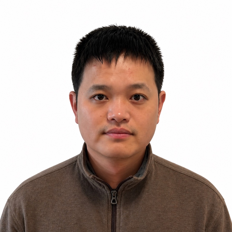 Portrait of Xingmin Wang